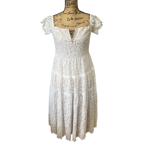 Lulu’s Midi Dress - Picture 2 of 9